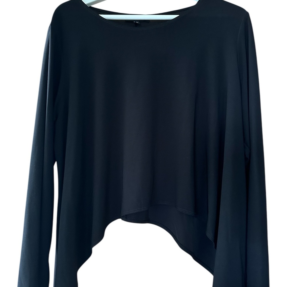 SUN KIM designer
Black Asymmetrical Relaxed Blouse